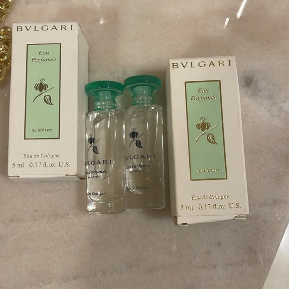 Bvlgari metallic gold drawstring cosmetics bag to crossbody - Picture 11 of 17